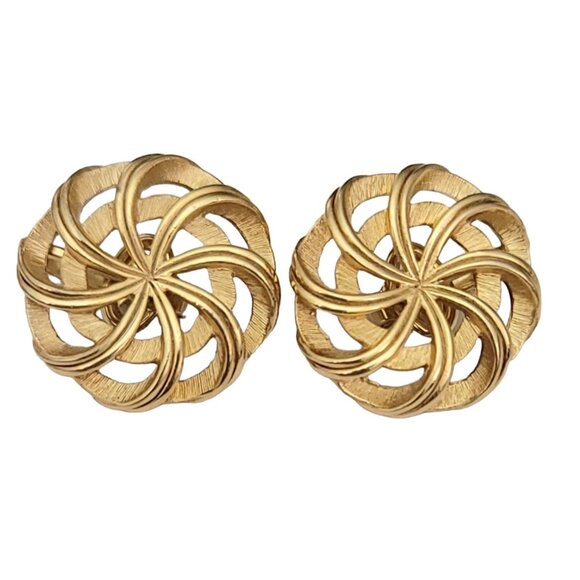 Vintage Signed Crown Trifari Vintage Gold Tone Round Pinwheel Clip-On Earrings - Picture 1 of 7